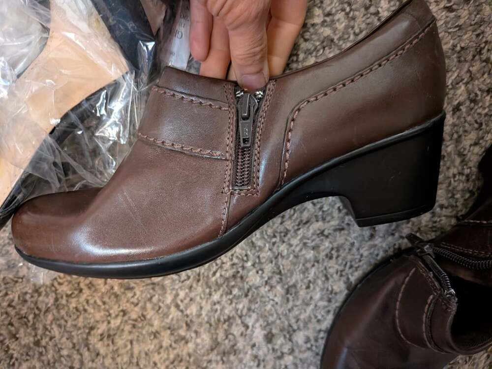 Clarks Collection Genette Danby Brown Leather Side-Zip Shooties